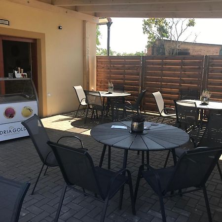 Apartman 1 Fklidu Зноймо Экстерьер фото